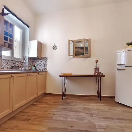Citrus Apartment
